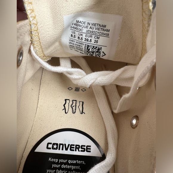 Converse OX metallic gold women’s 8.5 LE - Picture 6 of 6